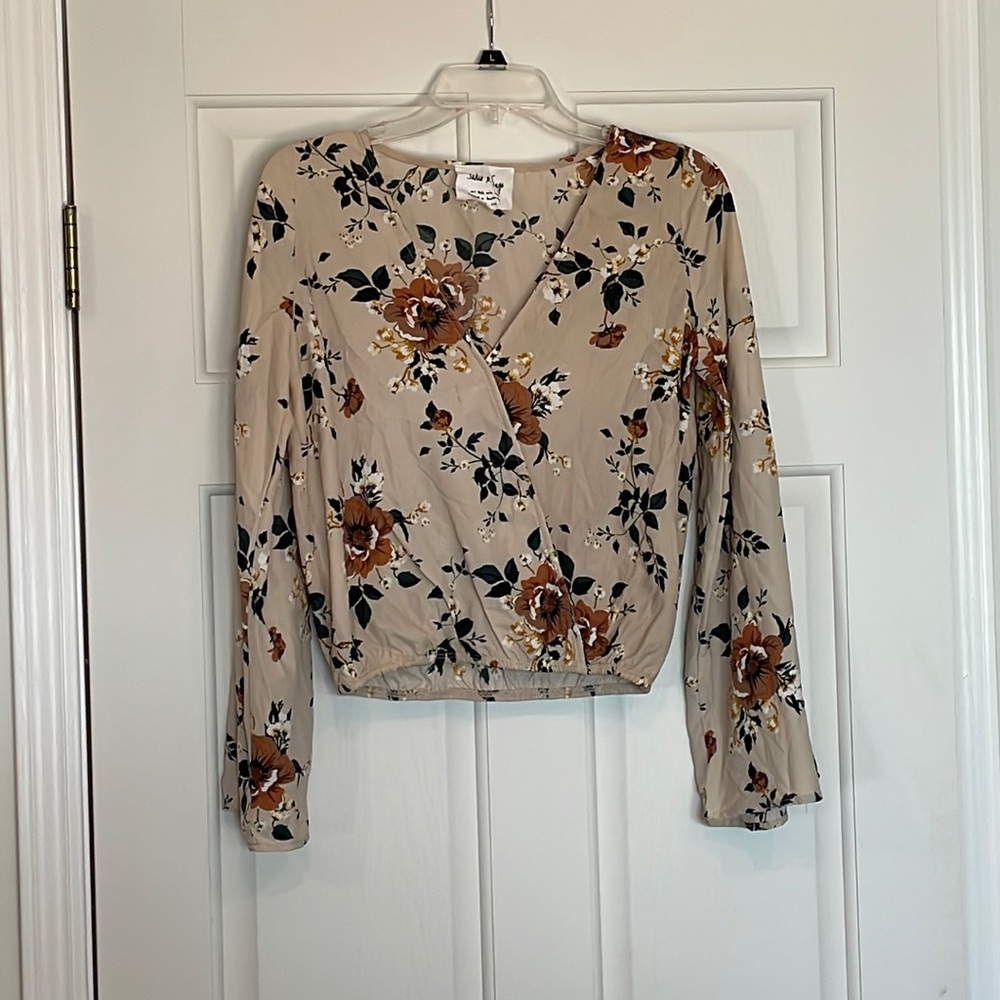 Floral long sleeve top